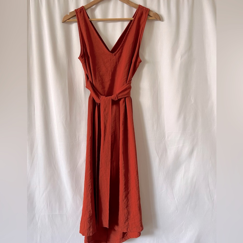 Le Lis Rust Crossback Tie Dress, S